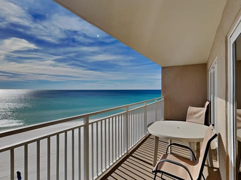 Balcony/Terrace, Seating area, Sea view, furniture