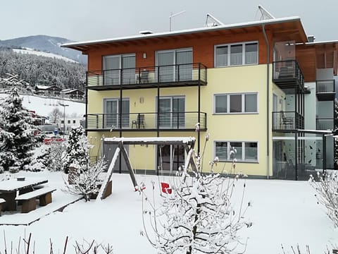 Natural landscape, Garden, Area and facilities