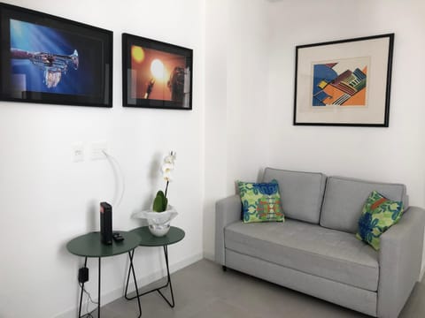 Living room, Decorative detail