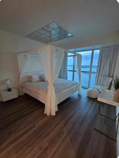 Suite Vida Apartment in Fort Myers