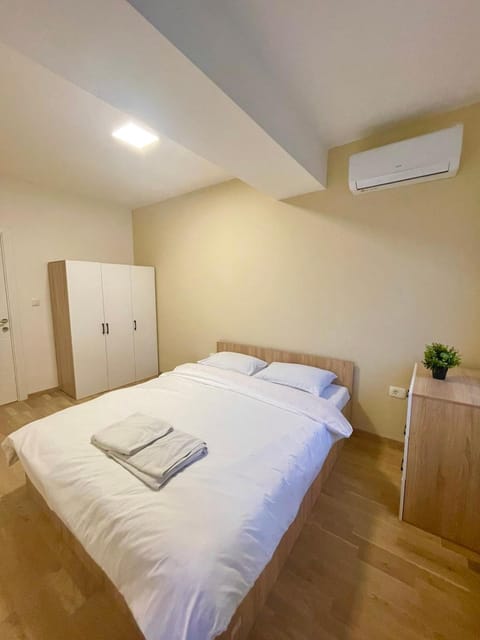 Modern Cozy Family Home in the Heart of the City Apartment in Skopje