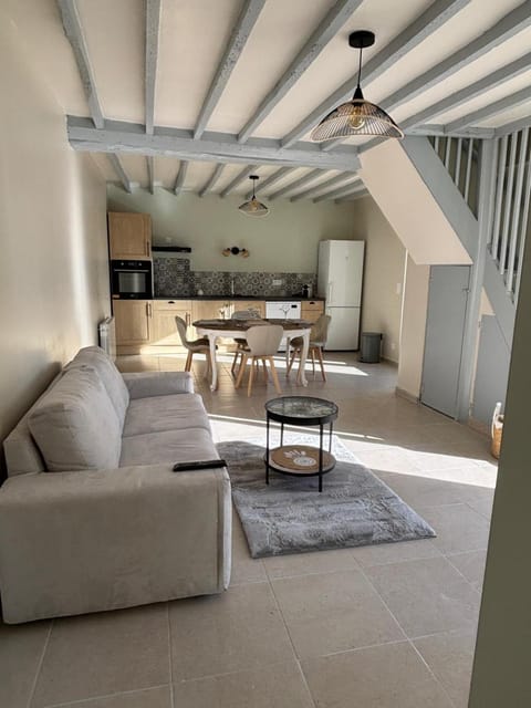Kitchen or kitchenette, Living room, Dining area
