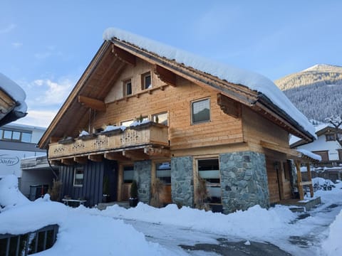 Property building, Winter