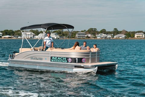 5 BR 4 BA Private Pool Pickleball Fun House in Okaloosa Island