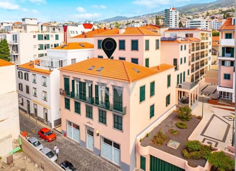 Property building, Street view