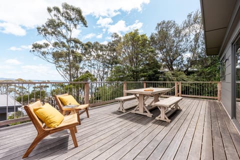 Marmoris Bay of Fires House in Binalong Bay