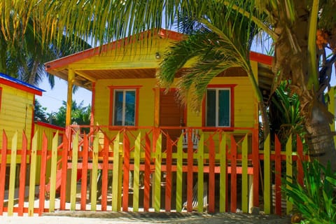 Julia's Beachfront Guesthouse and Cabanas Inn in Placencia