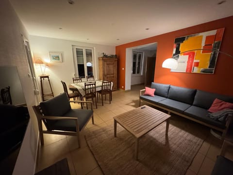 TV and multimedia, Living room