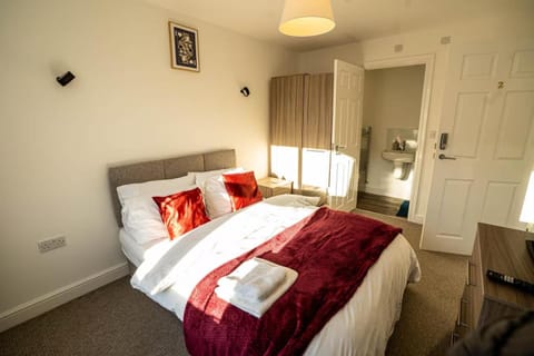 Bedroom, wardrobe