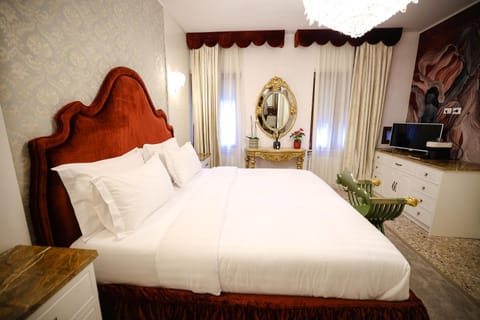 Bed, Bedroom