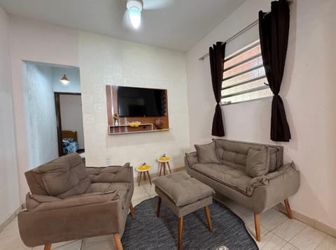 Sítio Paulinha e Rodrigão Classic bodybuilder House in São Pedro da Aldeia