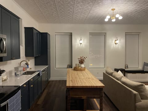 Historic Market Plaza Overlook Apartment in Ohio