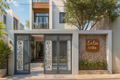 Facade/entrance