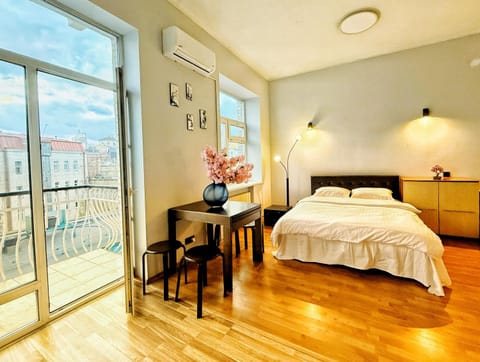 Bed, View (from property/room), Balcony/Terrace, Photo of the whole room