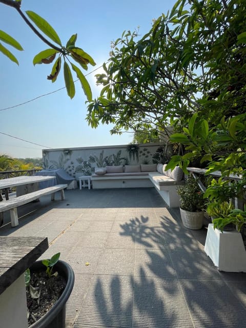 Padang Padang Bungalows Uluwatu House in Bali