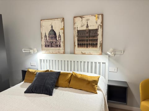 Bed, Bedroom, internet