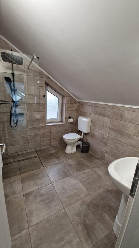 Pensiunea Ramedal Hotel in Dolj County, Romania