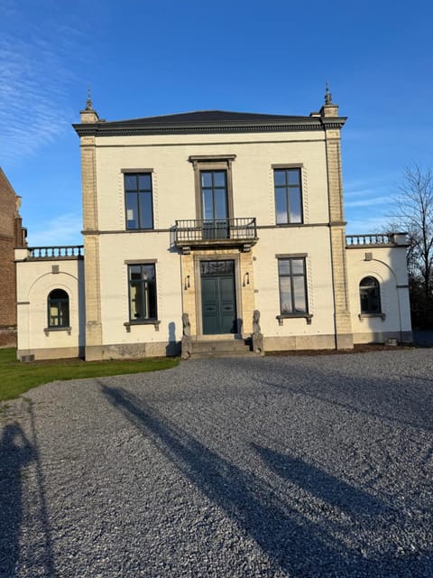 Villa de Fraiture Villa in Flanders