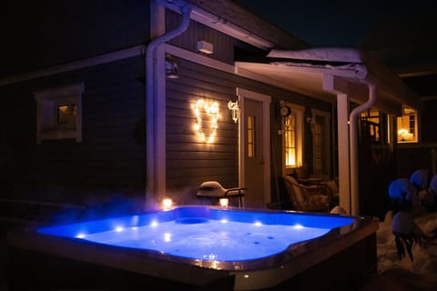 Hot Tub