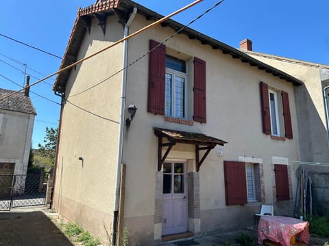 Montluçon Centre ville maison House in Montluçon
