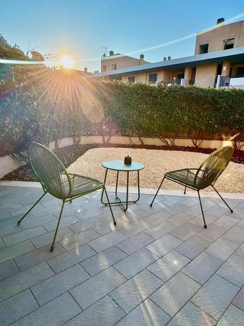 Patio, View (from property/room), Balcony/Terrace