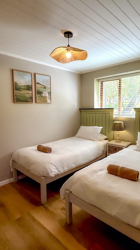 Pat Busch Mountain Reserve Farm Stay in Western Cape