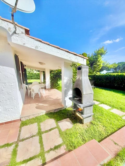 Property building, Patio, Garden view