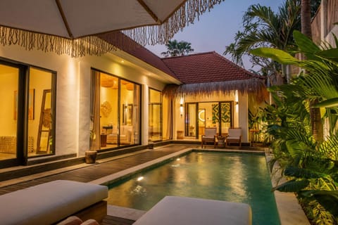 Patio, Natural landscape, Pool view, Swimming pool, sunbed