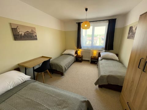 Bed, Living room, Photo of the whole room, Seating area, Bedroom