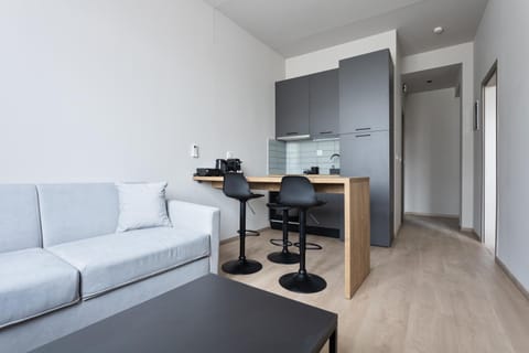 Kitchen or kitchenette, Photo of the whole room, Seating area, Dining area