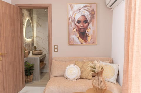 Bathroom, Living room