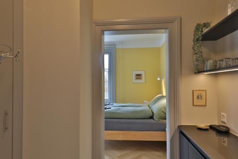 Bed, Kitchen or kitchenette