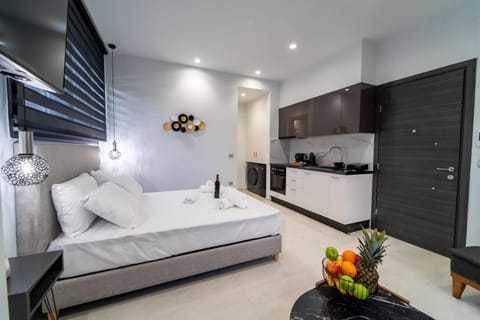 Bed, Kitchen or kitchenette, Photo of the whole room