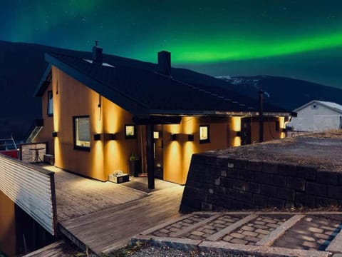 Property building, Night