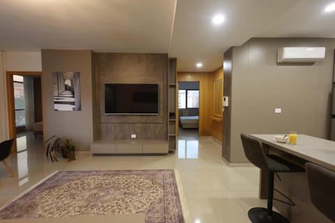 TV and multimedia, Living room, air conditioner