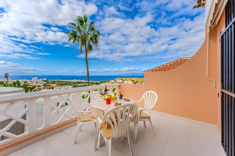 View (from property/room), Balcony/Terrace, Sea view