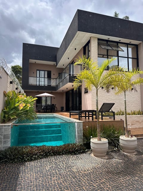 Day, Garden, Garden view, Pool view, Swimming pool, sunbed