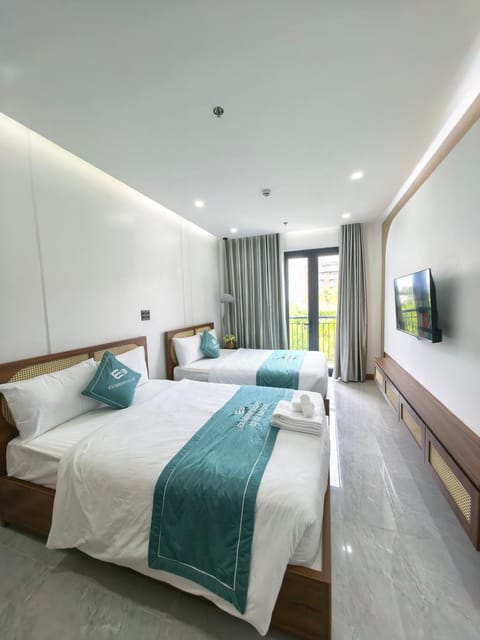 TV and multimedia, Photo of the whole room, towels