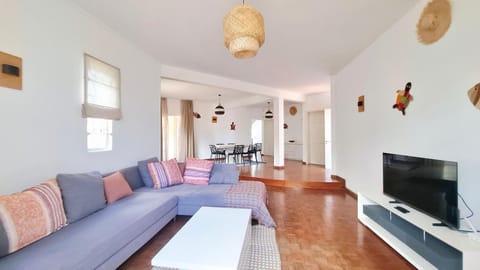 TV and multimedia, Living room