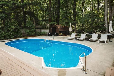 Loma House House in Sawyer