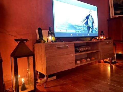 Communal lounge/ TV room, TV and multimedia, Evening entertainment