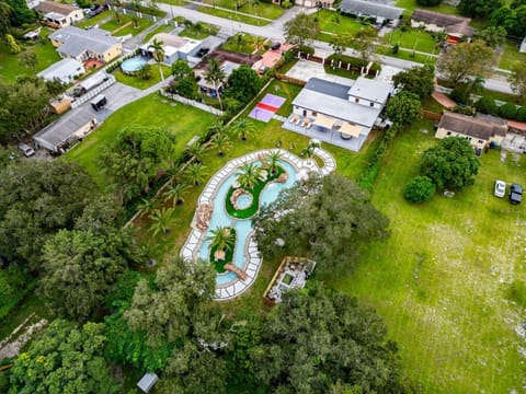 Bird's eye view, Garden