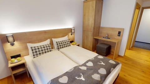 Double Room - Haus Alpina Vacation rental in Vorarlberg, Austria