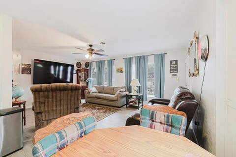 Little red house House in Ocala