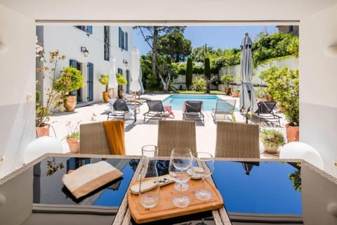 Résidence Rare ! Villa 7p Cap D’antibes, à Pied Des Plages - RARE ! Villa 7P Cap d’Antibes, à pied des plages MAE-1953 Villa in Antibes