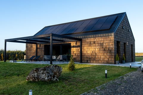 Property building, Garden view