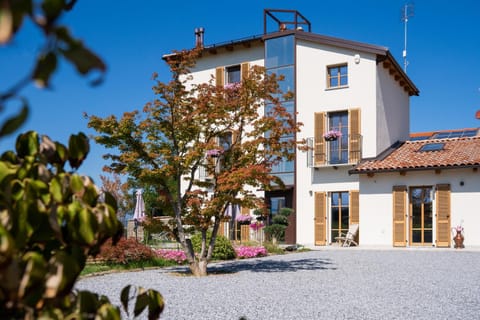 CasettaLuce Bed and Breakfast in Cuneo