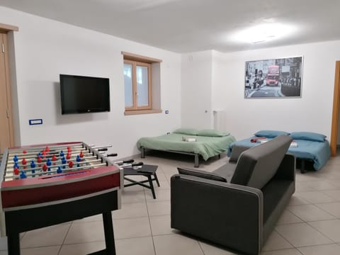 Communal lounge/ TV room, Living room, Photo of the whole room, Evening entertainment