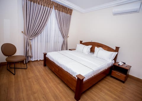 Bed, Bedroom, wardrobe