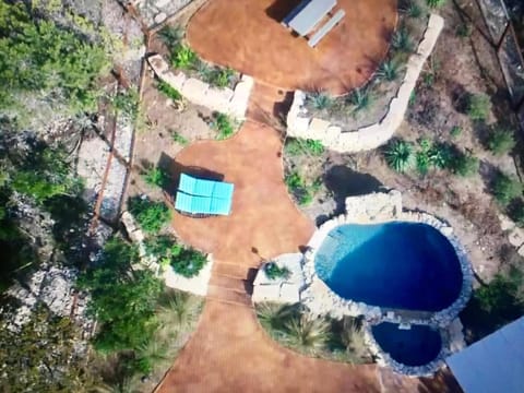 Kickin Back House in Concan